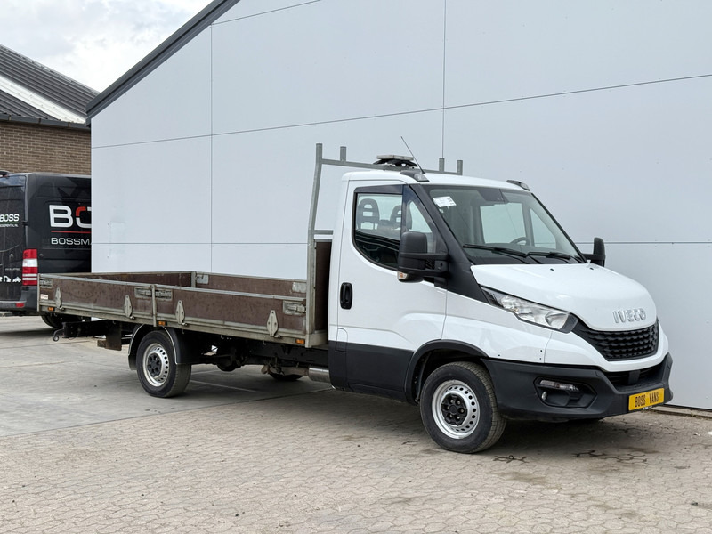 Iveco Daily 35S14 2.3 L3H1 Open Laadbak Pritsche *Bak 425cm lang* Airco Cruise Control Standkachel Trekhaak Luchtgeveerde stoel - Furgoneta caja abierta: foto 4 Iveco Daily 35S14 2.3 L3H1 Open Laadbak Pritsche *Bak 425cm lang* Airco Cruise Control Standkachel Trekhaak Luchtgeveerde stoel - Furgoneta caja abierta: foto 4