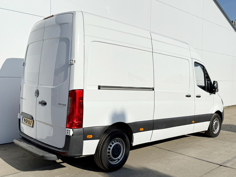 Mercedes-Benz Sprinter 311 L2H2 Airco Climate Control Cruise Control Euro 6 - Furgoneta pequeña: foto 3 Mercedes-Benz Sprinter 311 L2H2 Airco Climate Control Cruise Control Euro 6 - Furgoneta pequeña: foto 3