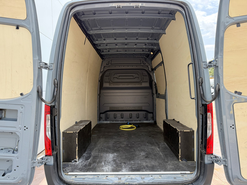 Leasing de Mercedes-Benz eSprinter 312 ALL-IN PRIJS L2H2 Elektrisch 41kWh 135km WLTP Climate Control Camera Stoelverwarming Mercedes-Benz eSprinter 312 ALL-IN PRIJS L2H2 Elektrisch 41kWh 135km WLTP Climate Control Camera Stoelverwarming: foto 12