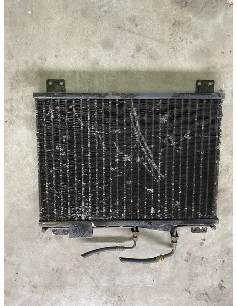 Liebherr Frame and condensator - Radiador: foto 2 Liebherr Frame and condensator - Radiador: foto 2