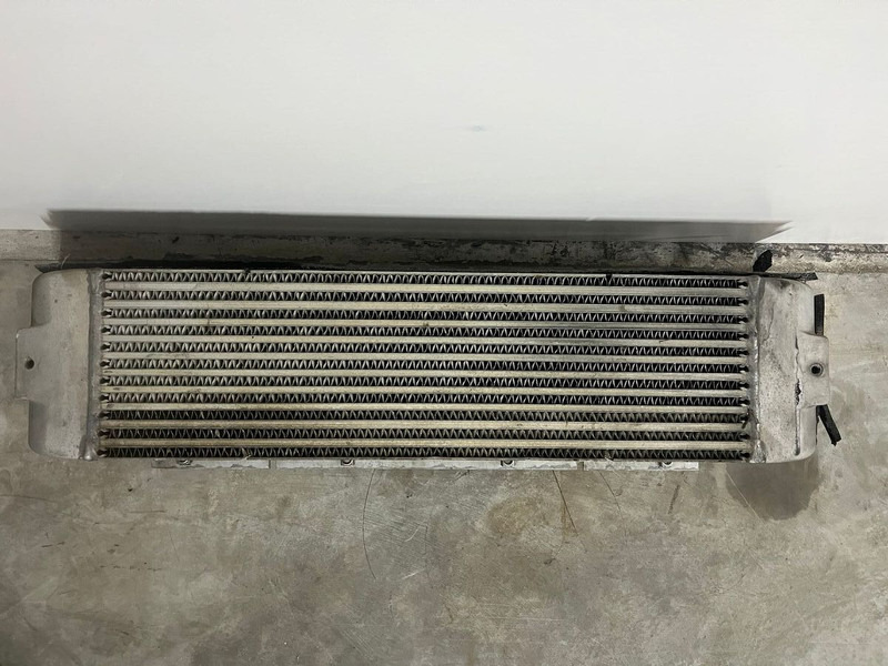 Liebherr Radiator 11824837 11822433 - Radiador: foto 2 Liebherr Radiator 11824837 11822433 - Radiador: foto 2