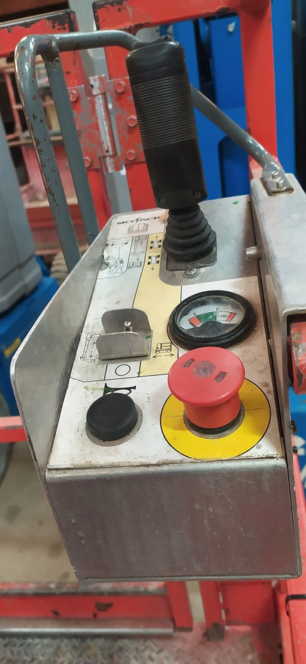 SKYJACK SJ16 - Plataforma de mástil vertical: foto 3 SKYJACK SJ16 - Plataforma de mástil vertical: foto 3