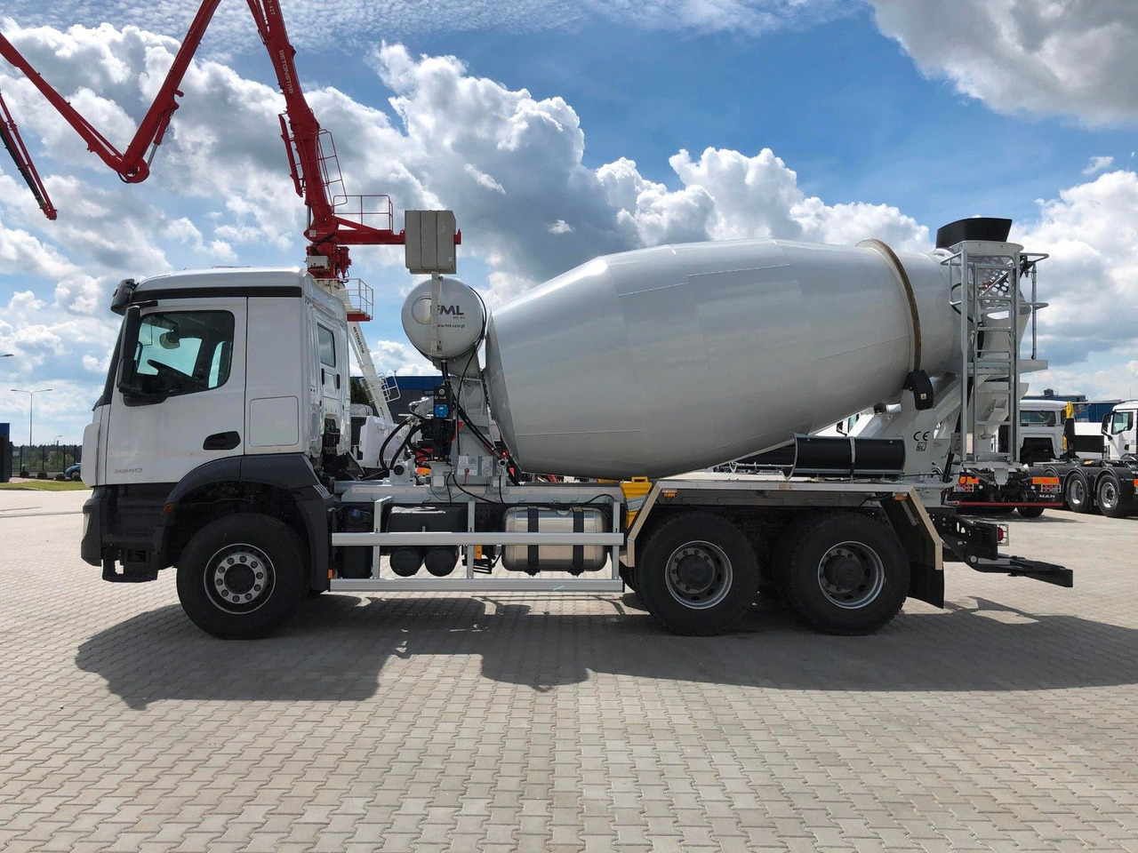 Mercedes-Benz AROCS 2640 FML 8M3 - Camión hormigonera: foto 3 Mercedes-Benz AROCS 2640 FML 8M3 - Camión hormigonera: foto 3
