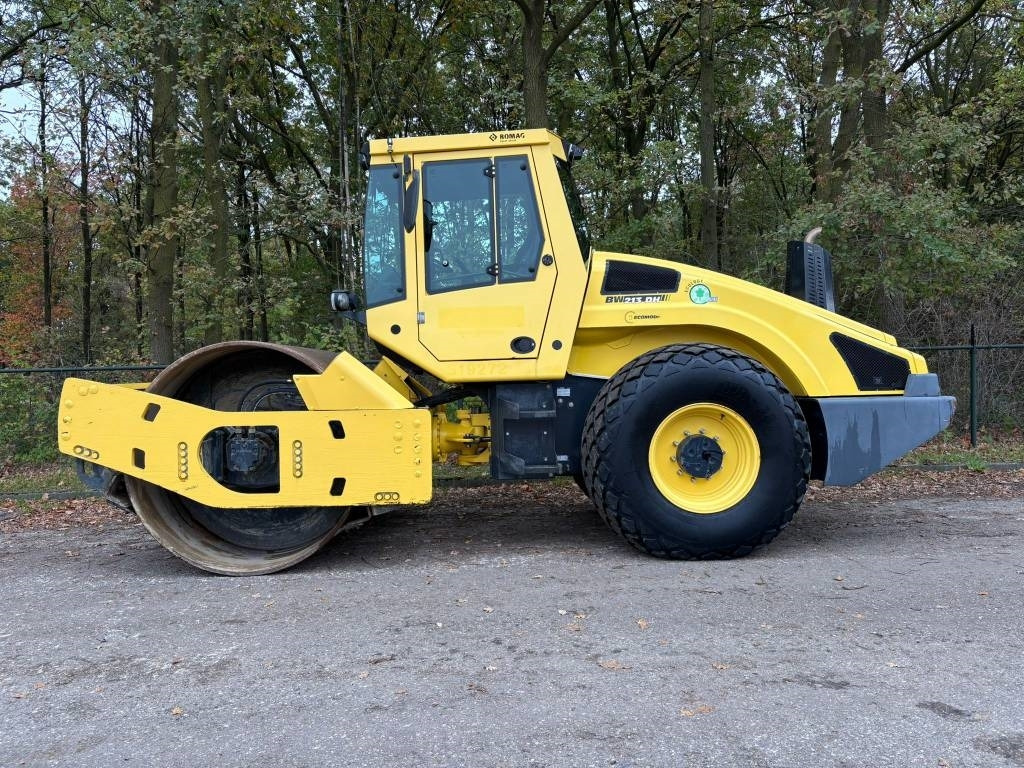 Bomag BW 213 D H-4 i EVIB/BVC / Airco / German machine  - Compactador: foto 2 Bomag BW 213 D H-4 i EVIB/BVC / Airco / German machine  - Compactador: foto 2