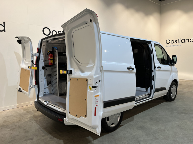 Ford Transit Custom 340 1.0 EcoBoost L1H1 PHEV Trend Automaat / Euro 6 / Servicebus / Sortimo Inrichting / Airco / Cruise Control / Camera / CarPlay / 3-Zits / 22.300 KM !! - Furgoneta pequeña: foto 2 Ford Transit Custom 340 1.0 EcoBoost L1H1 PHEV Trend Automaat / Euro 6 / Servicebus / Sortimo Inrichting / Airco / Cruise Control / Camera / CarPlay / 3-Zits / 22.300 KM !! - Furgoneta pequeña: foto 2