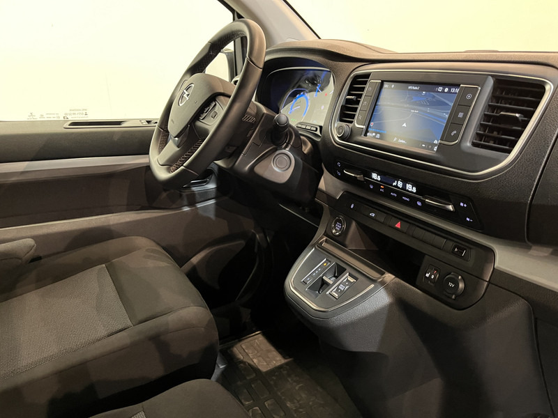 Opel Vivaro Electric L2 75 kWh Koelauto / Carrier Koeling / 100% Elektrisch / Airco / Cruise Control / Camera / CarPlay / 3-Zits / 2.850 KM !! - Furgoneta frigorifica, Furgoneta eléctrica: foto 4 Opel Vivaro Electric L2 75 kWh Koelauto / Carrier Koeling / 100% Elektrisch / Airco / Cruise Control / Camera / CarPlay / 3-Zits / 2.850 KM !! - Furgoneta frigorifica, Furgoneta eléctrica: foto 4