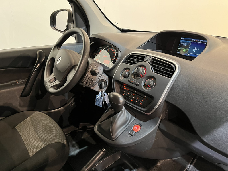 Renault Kangoo Z.E. Maxi Incl. Accu 33 KWH Automaat / 100% Elektrisch / Airco / PDC / 32.900 KM !! / BPM VRIJ !! - Furgoneta pequeña, Furgoneta eléctrica: foto 3 Renault Kangoo Z.E. Maxi Incl. Accu 33 KWH Automaat / 100% Elektrisch / Airco / PDC / 32.900 KM !! / BPM VRIJ !! - Furgoneta pequeña, Furgoneta eléctrica: foto 3