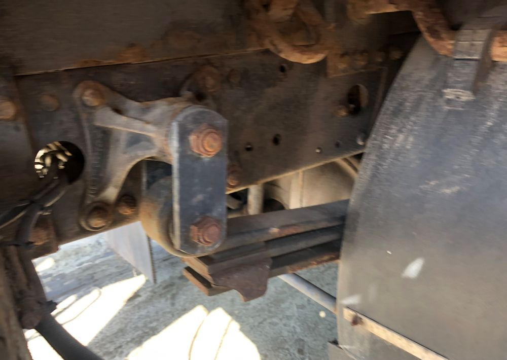 Camión volquete Mercedes-Benz Atego 1324 4x4 wywrotka piaskarka solarka: foto 7