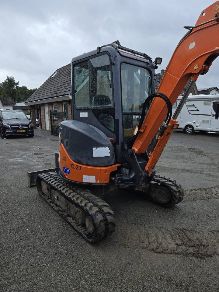 Hitachi ZX 35 U-2 - Miniexcavadora: foto 5 Hitachi ZX 35 U-2 - Miniexcavadora: foto 5