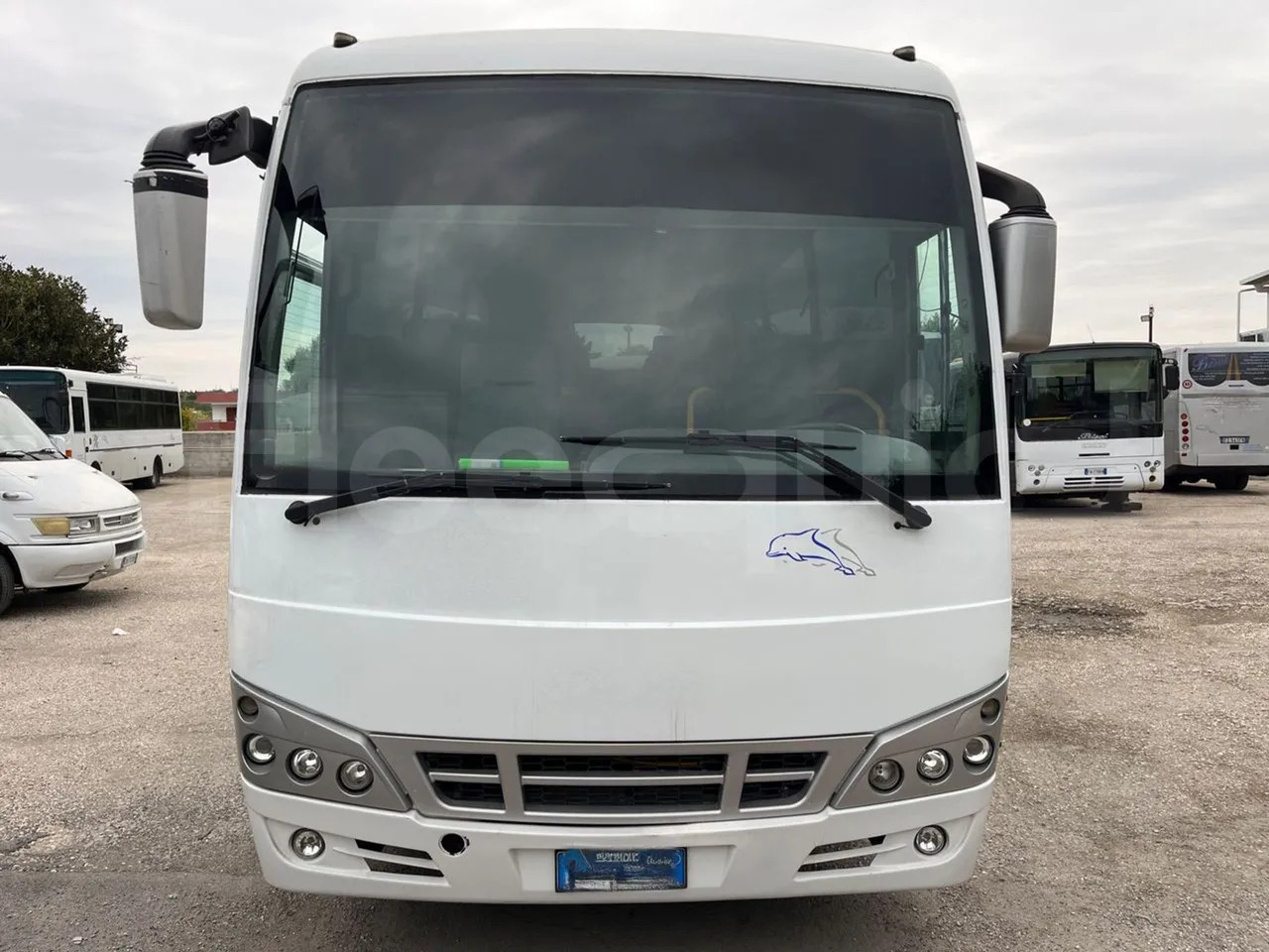 Isuzu Turquoise - Autocar: foto 2 Isuzu Turquoise - Autocar: foto 2