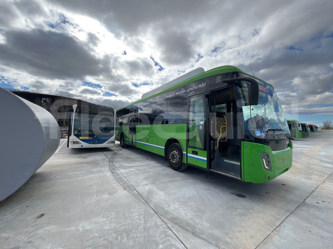 Scania Magnus - Autobús suburbano: foto 1 Scania Magnus - Autobús suburbano: foto 1
