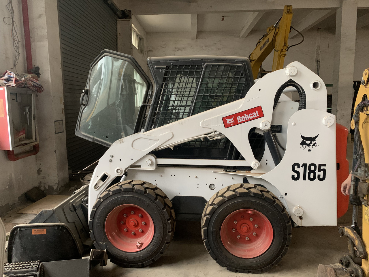 BOBCAT S185 - Minicargadora: foto 1 BOBCAT S185 - Minicargadora: foto 1