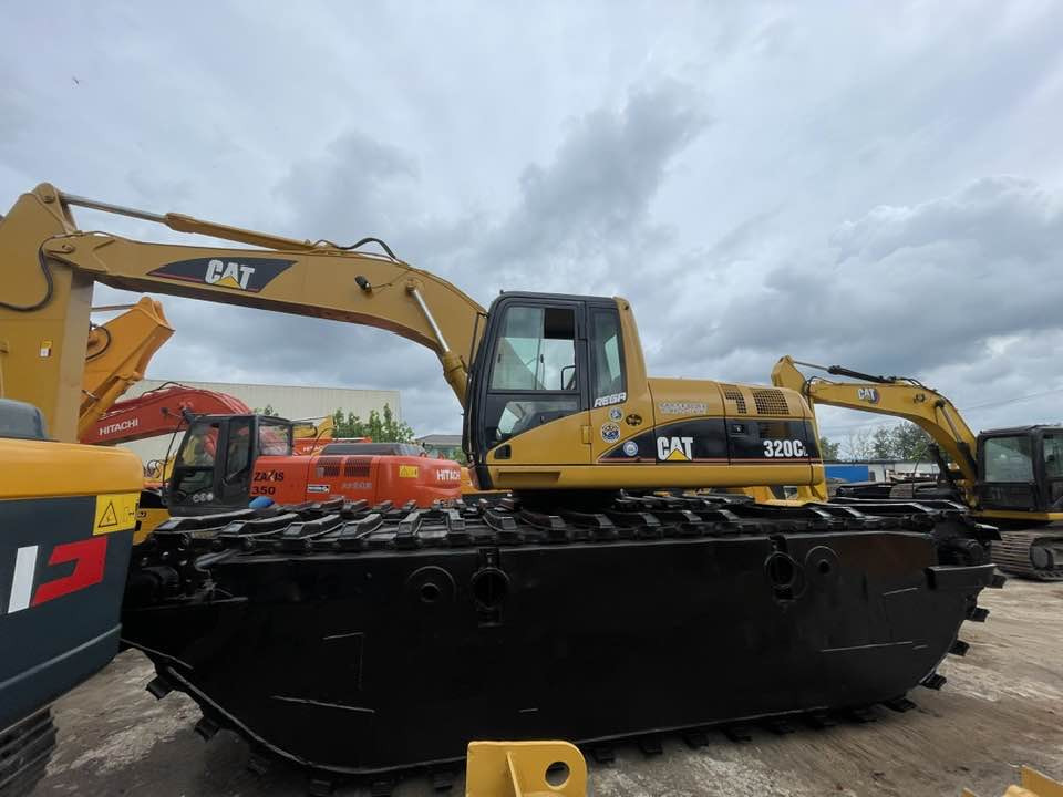 Caterpillar 320CL - Excavadora: foto 1 Caterpillar 320CL - Excavadora: foto 1