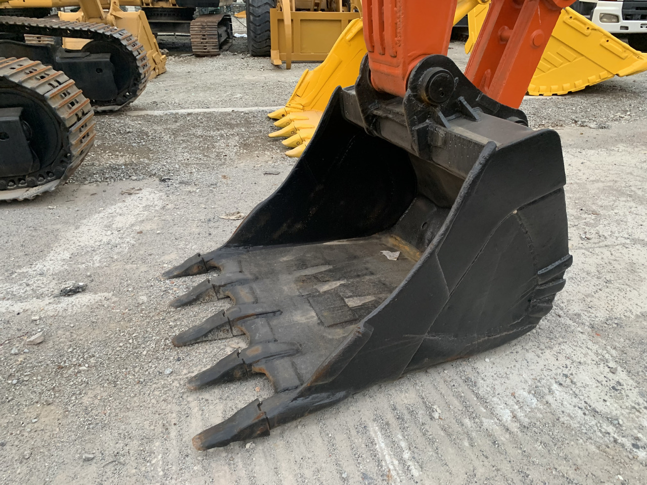 Excavadora de ruedas DOOSAN DX225LC: foto 6