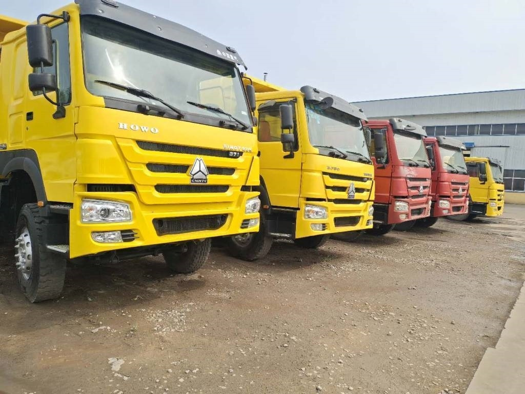 Howo 6X4  - Camión volquete: foto 1 Howo 6X4  - Camión volquete: foto 1