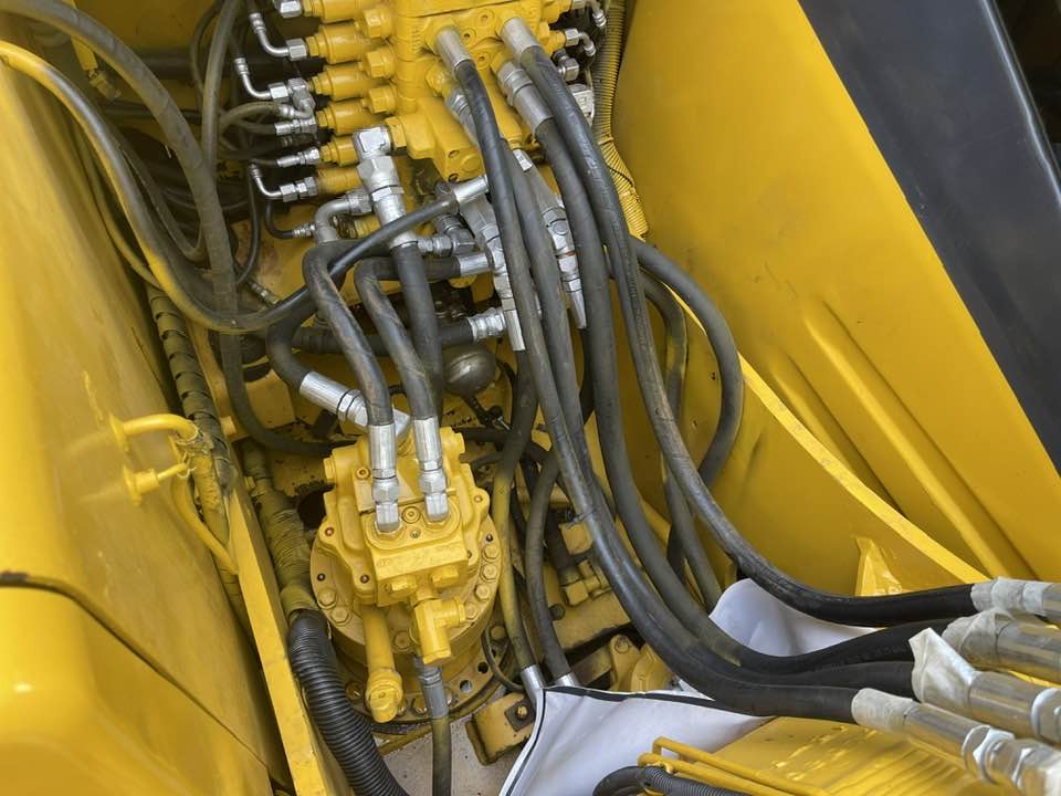 Komatsu PC130 - Excavadora: foto 5 Komatsu PC130 - Excavadora: foto 5