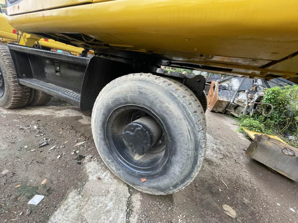 Excavadora de ruedas Komatsu PW160-8: foto 14