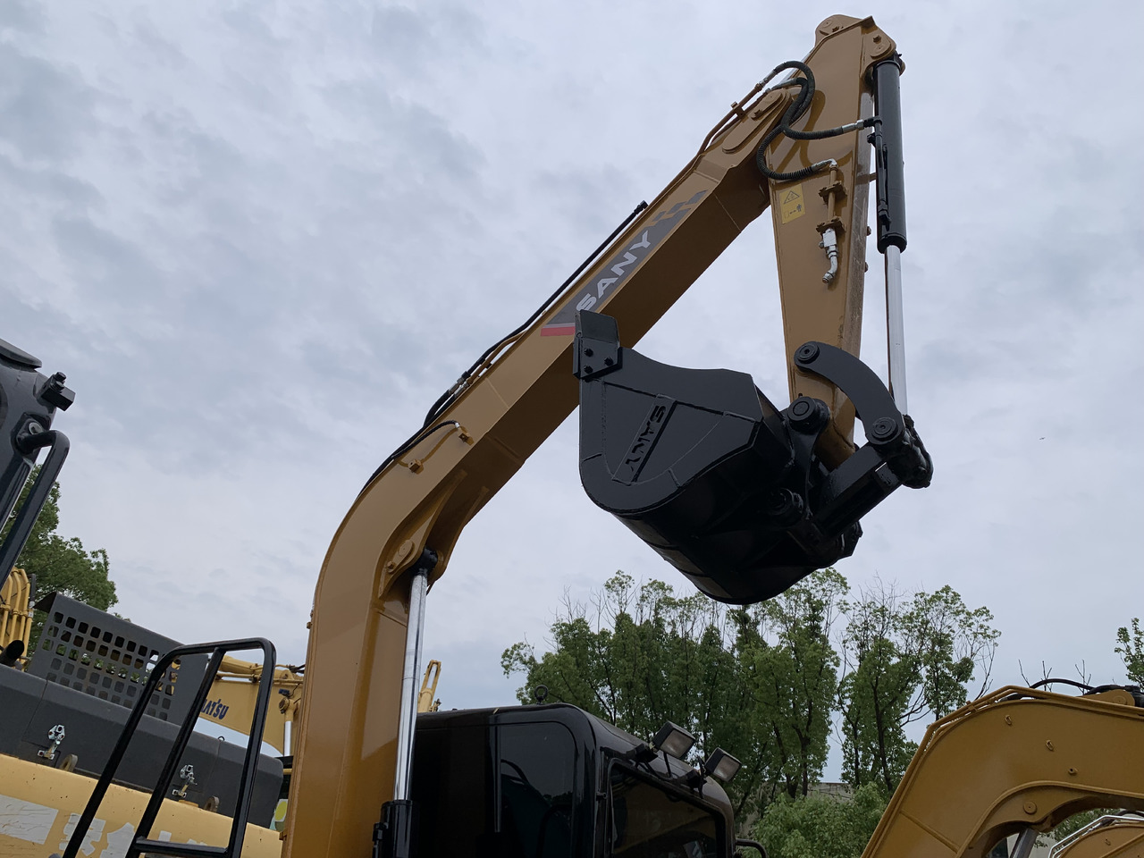 SANY SY75C - Miniexcavadora: foto 2 SANY SY75C - Miniexcavadora: foto 2