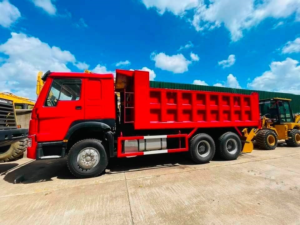 Sinotruk 371 - Camión volquete: foto 1 Sinotruk 371 - Camión volquete: foto 1