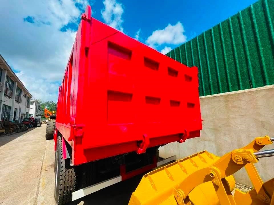 Sinotruk 371 - Camión volquete: foto 4 Sinotruk 371 - Camión volquete: foto 4