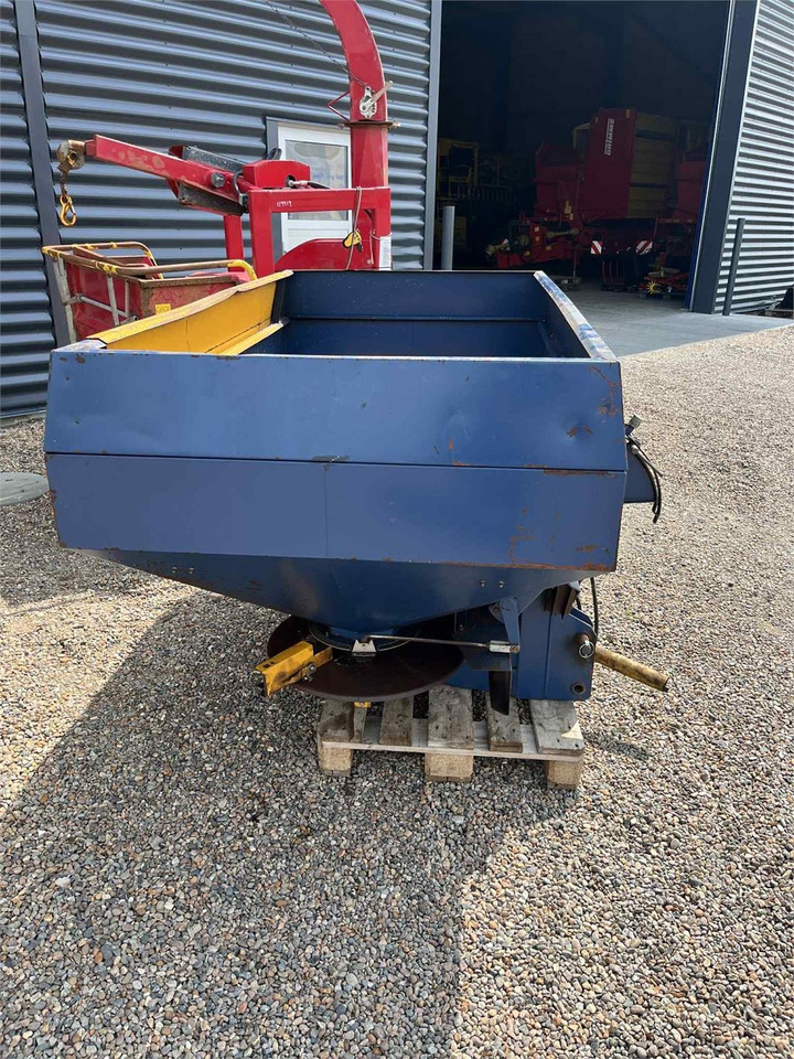 Bogballe E1500 - Esparcidor de fertilizantes: foto 4 Bogballe E1500 - Esparcidor de fertilizantes: foto 4