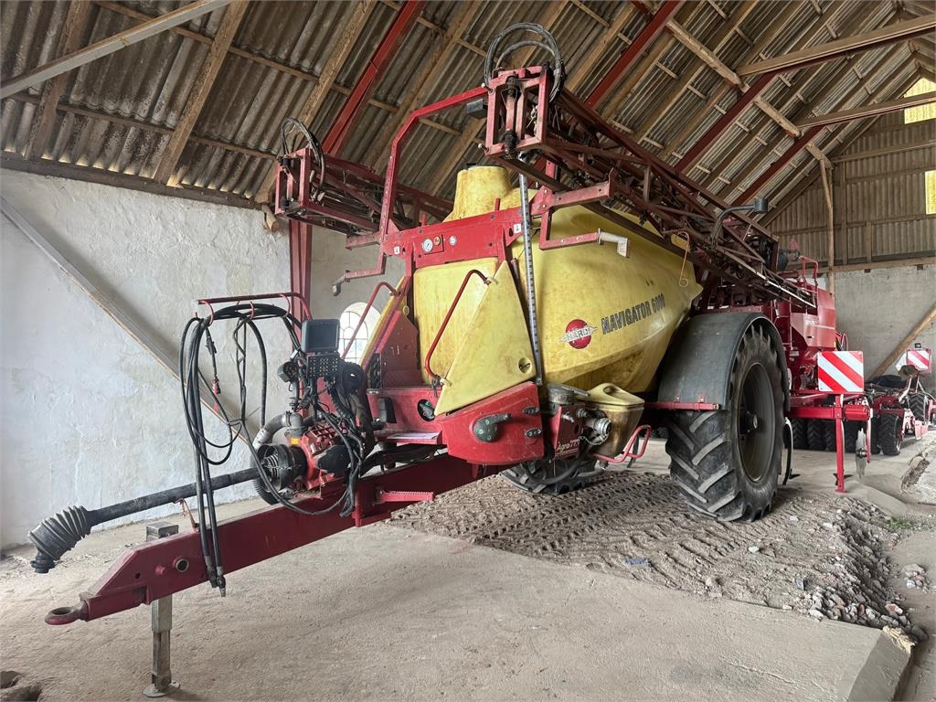 Hardi NAVIGATOR 6000L - Pulverizador arrastrado: foto 1 Hardi NAVIGATOR 6000L - Pulverizador arrastrado: foto 1