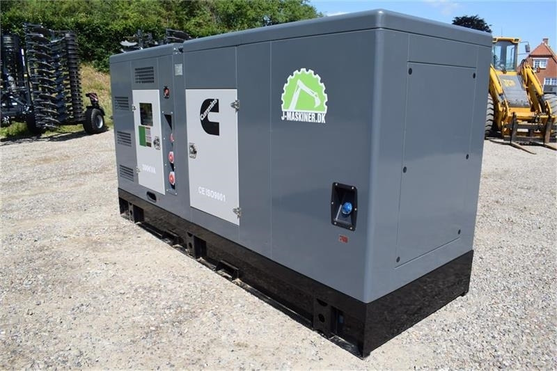 Cummins 300 kVa - Generador industriale: foto 2 Cummins 300 kVa - Generador industriale: foto 2