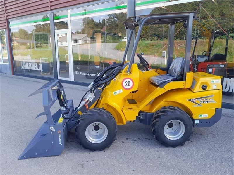 Eurotrac W11 TELESKOB - Cargadora articulada: foto 1 Eurotrac W11 TELESKOB - Cargadora articulada: foto 1