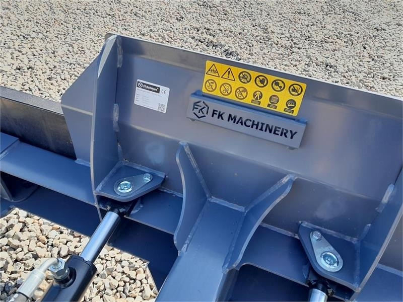 FK Machinery FODER SKRABER - Hoja de bulldozer para Maquinaria de construcción: foto 4 FK Machinery FODER SKRABER - Hoja de bulldozer para Maquinaria de construcción: foto 4