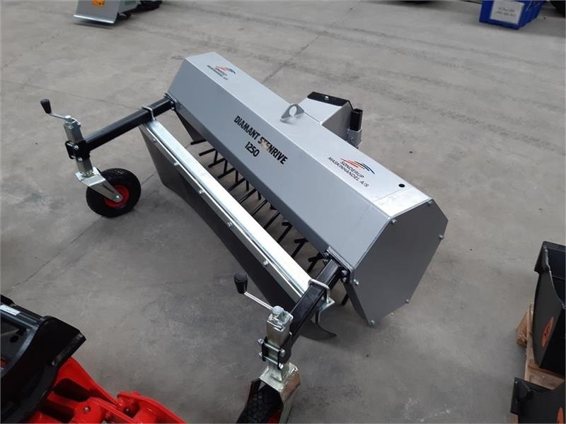 - - - diamant  - Vehículo municipal: foto 3 - - - diamant  - Vehículo municipal: foto 3