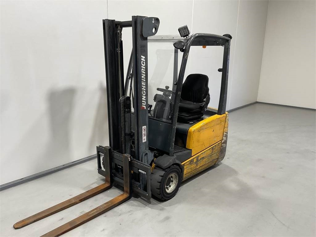 Jungheinrich EFG-DF AC 18 MP - Carretilla elevadora eléctrica: foto 4 Jungheinrich EFG-DF AC 18 MP - Carretilla elevadora eléctrica: foto 4