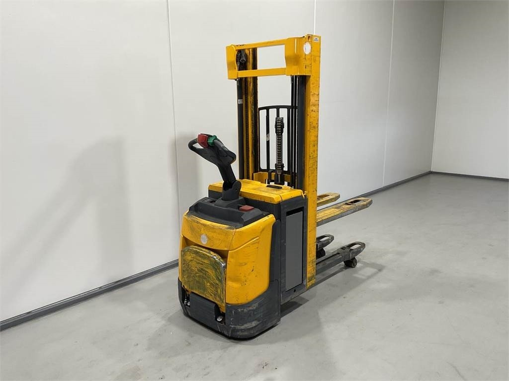 Jungheinrich ERC 214Z - Apilador: foto 2 Jungheinrich ERC 214Z - Apilador: foto 2