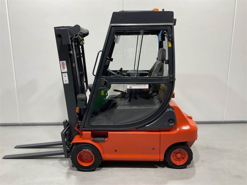 Linde E20P-02 - Carretilla elevadora eléctrica: foto 3 Linde E20P-02 - Carretilla elevadora eléctrica: foto 3
