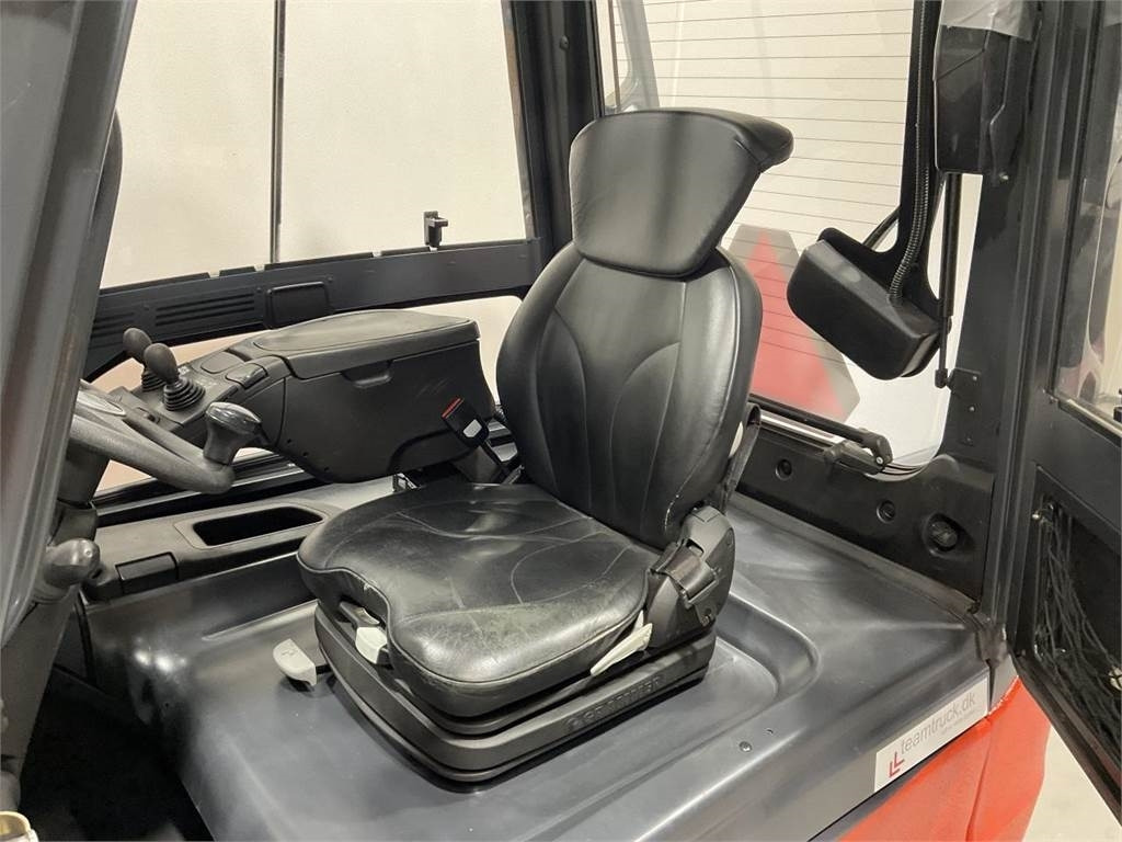 Linde E30/600-02 - Carretilla elevadora eléctrica: foto 5 Linde E30/600-02 - Carretilla elevadora eléctrica: foto 5