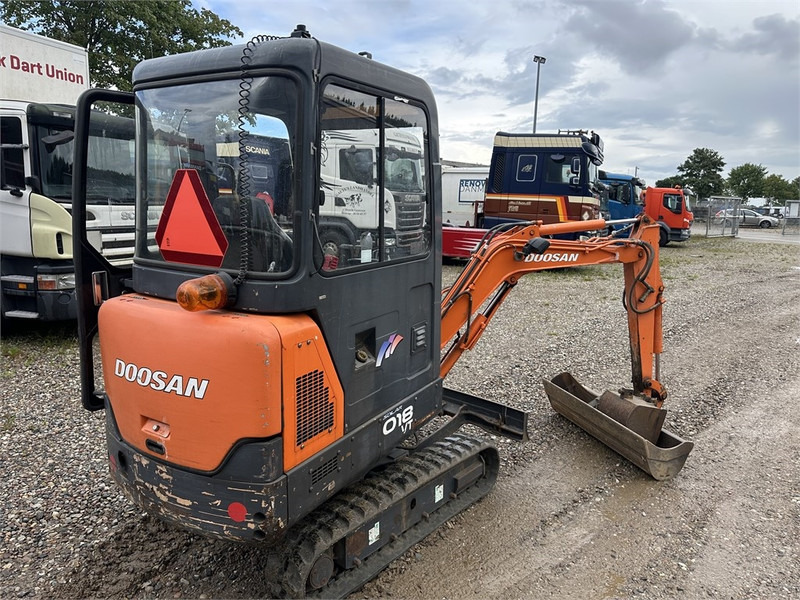 Doosan Slo 18 - 1.8T with bucket packed (Low Hours) - Miniexcavadora: foto 5 Doosan Slo 18 - 1.8T with bucket packed (Low Hours) - Miniexcavadora: foto 5
