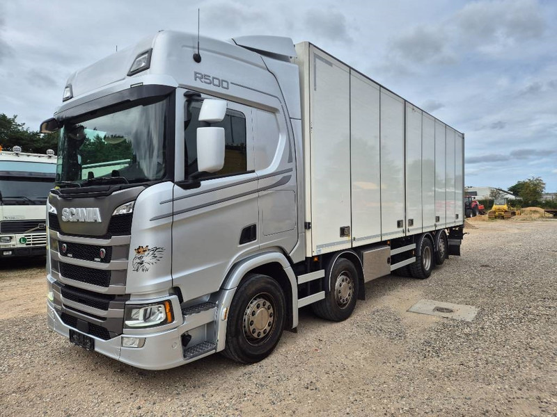 Scania R 500 8x2 //Rampe// Underboring - Camión caja cerrada: foto 2 Scania R 500 8x2 //Rampe// Underboring - Camión caja cerrada: foto 2