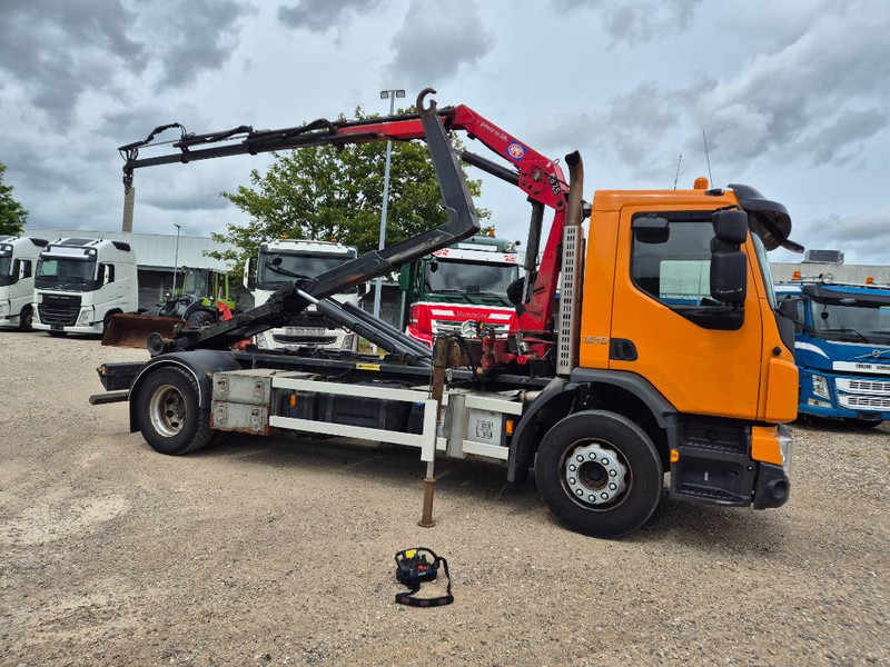 Volvo FE 320 /4x2// HMF 875 K3 // Kroghejs - Camión grúa: foto 1 Volvo FE 320 /4x2// HMF 875 K3 // Kroghejs - Camión grúa: foto 1