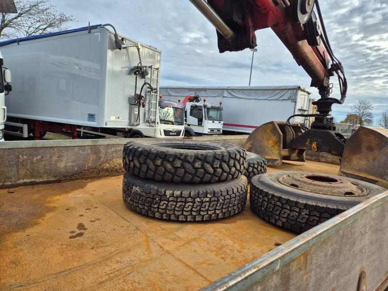 Volvo FL 614 // HMF1065 K2 grab/Rotor // Steelsupension - Camión grúa: foto 3 Volvo FL 614 // HMF1065 K2 grab/Rotor // Steelsupension - Camión grúa: foto 3