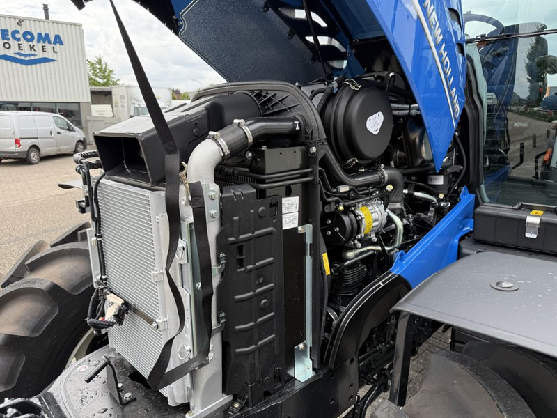 Tractor nuevo New Holland T6.145 AC STAGE V: foto 8