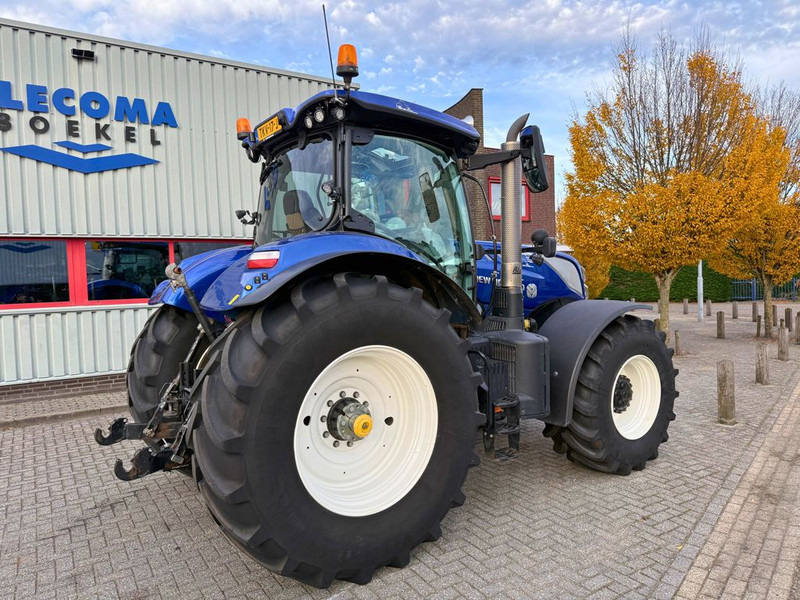 New Holland T7.270 AC 10 Years Blue Power Edition - Tractor: foto 3 New Holland T7.270 AC 10 Years Blue Power Edition - Tractor: foto 3