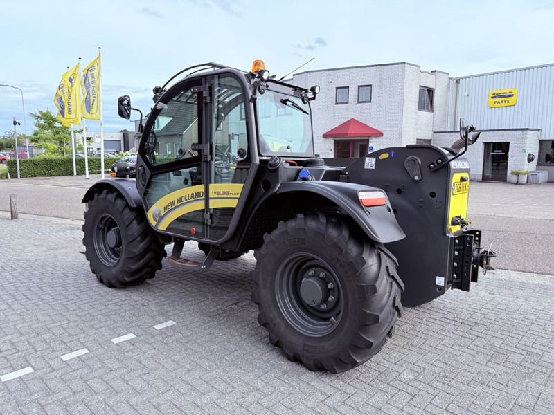 New Holland TH6.36 PLUS - Manipulador telescópico: foto 2 New Holland TH6.36 PLUS - Manipulador telescópico: foto 2