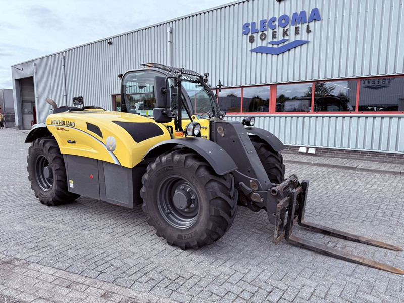 New Holland TH6.36 PLUS - Manipulador telescópico: foto 4 New Holland TH6.36 PLUS - Manipulador telescópico: foto 4