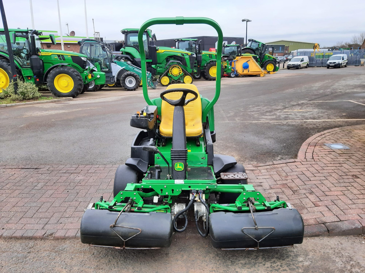 John Deere 2500E greens triple mower - Cortacésped: foto 4 John Deere 2500E greens triple mower - Cortacésped: foto 4