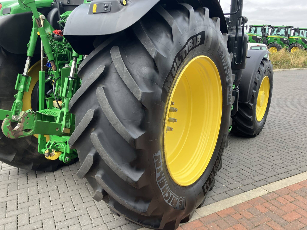Leasing de  John Deere 6155R John Deere 6155R: foto 16