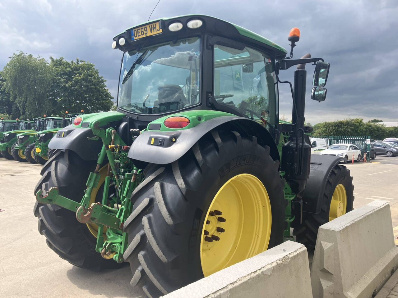 John Deere 6155R - Tractor: foto 5 John Deere 6155R - Tractor: foto 5
