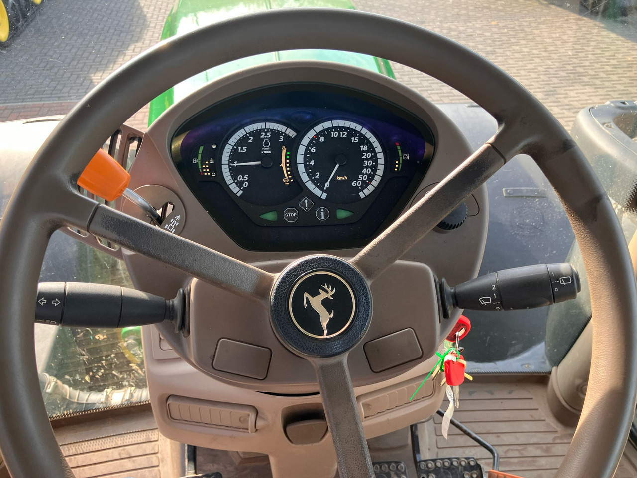 Tractor John Deere 6250R: foto 20