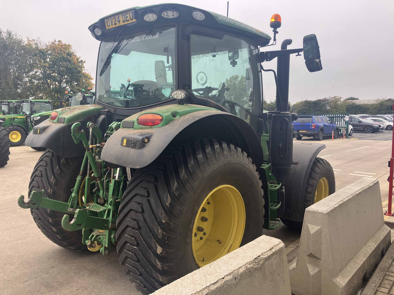 John Deere 6R 130 - Tractor: foto 5 John Deere 6R 130 - Tractor: foto 5