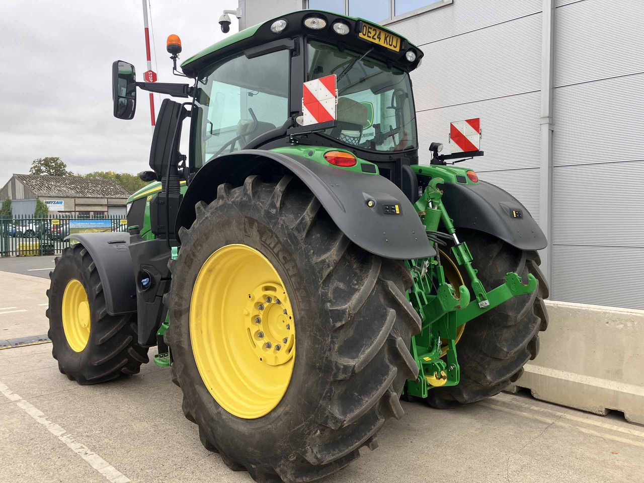 John Deere 6R 250 - Tractor: foto 3 John Deere 6R 250 - Tractor: foto 3
