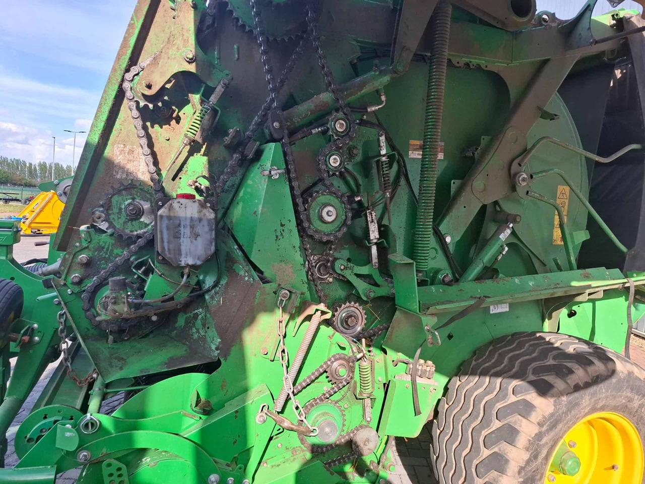 John Deere V451R - Maquinaria de henificación: foto 3 John Deere V451R - Maquinaria de henificación: foto 3