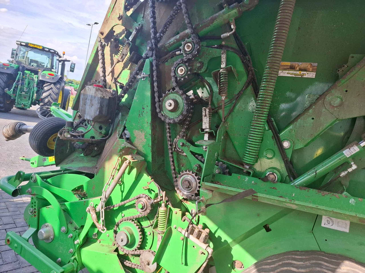 John Deere V451R - Maquinaria de henificación: foto 2 John Deere V451R - Maquinaria de henificación: foto 2